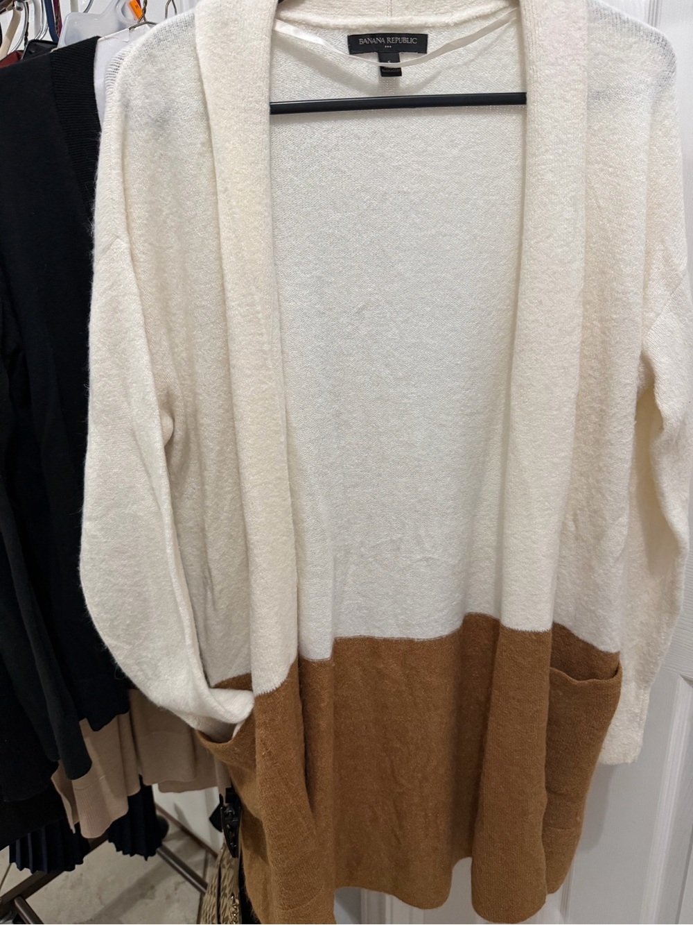 Banana Republic Cream and Brown Open-Front Colorblock Cardigan